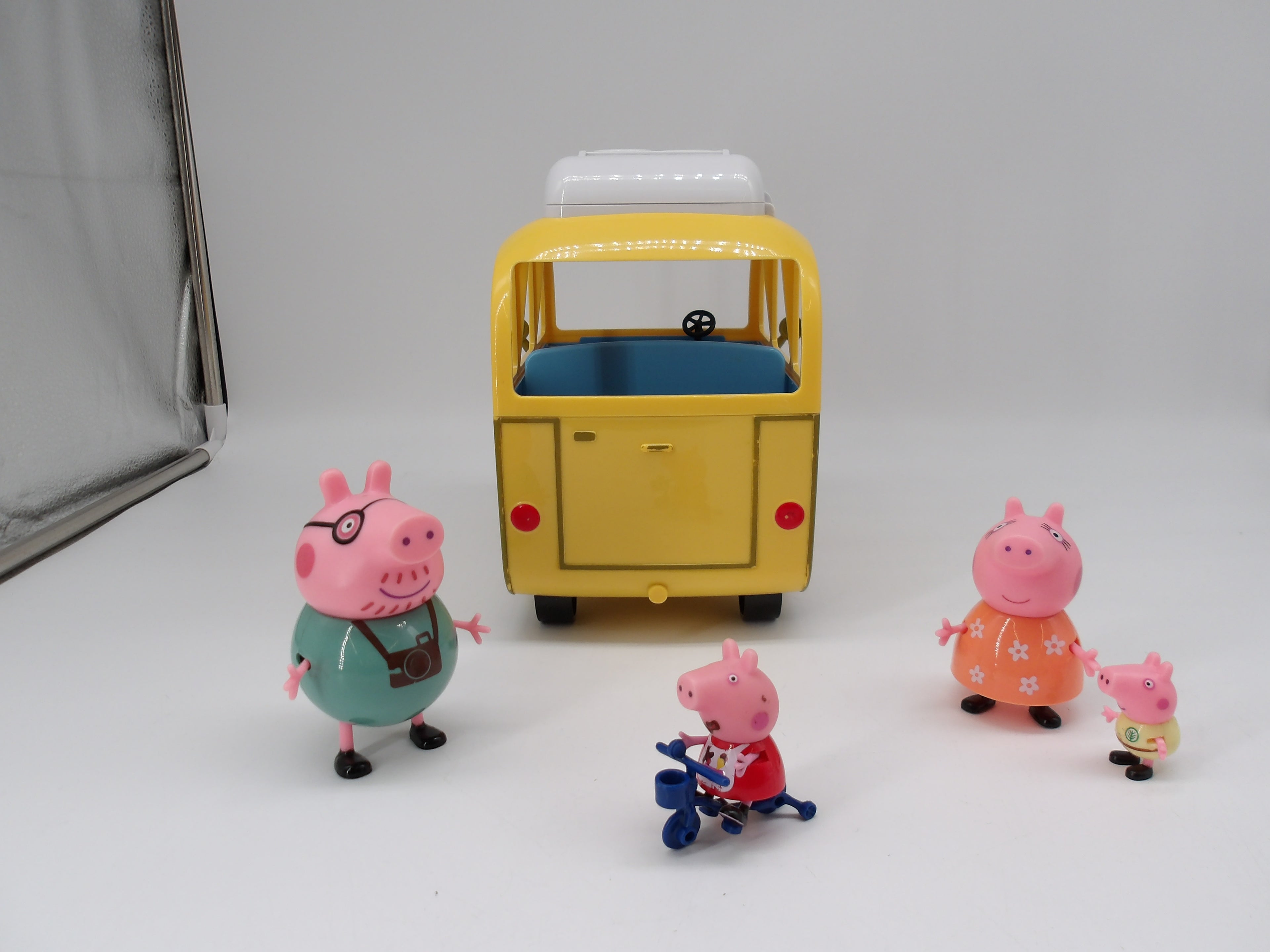 Camping-car Peppa Pig