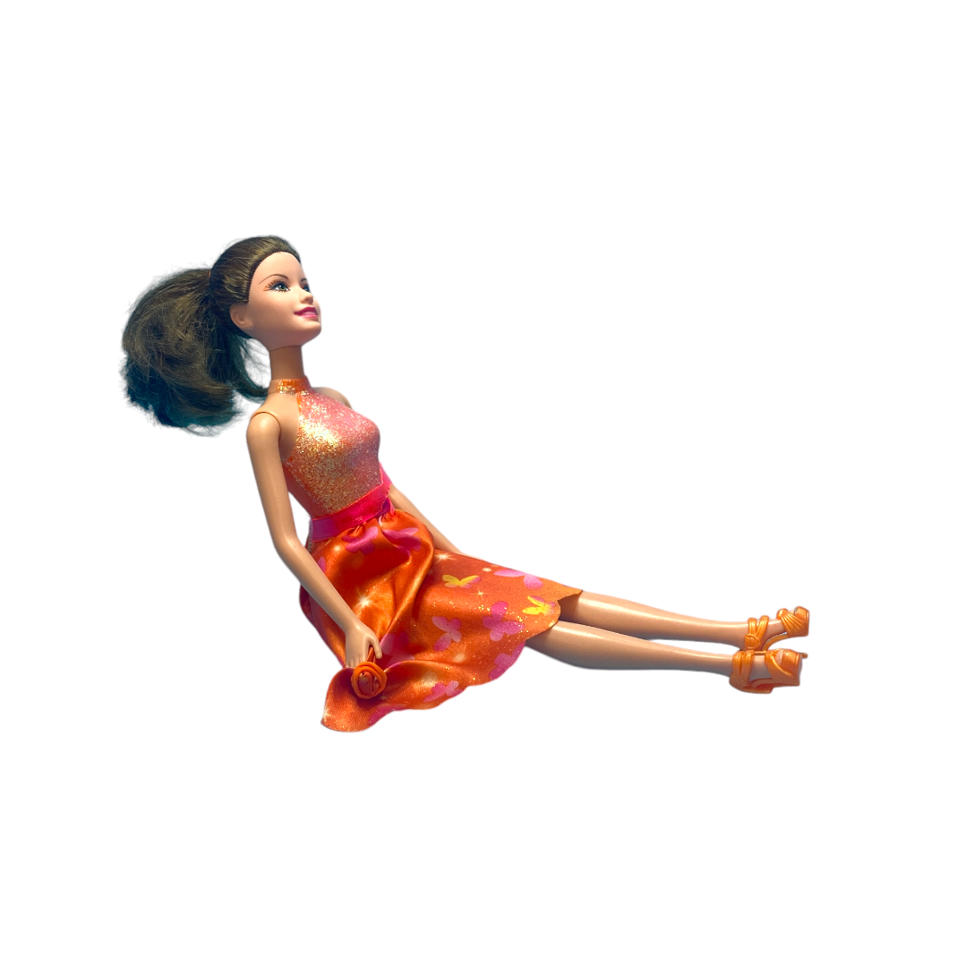 Barbie brune - Robe orange