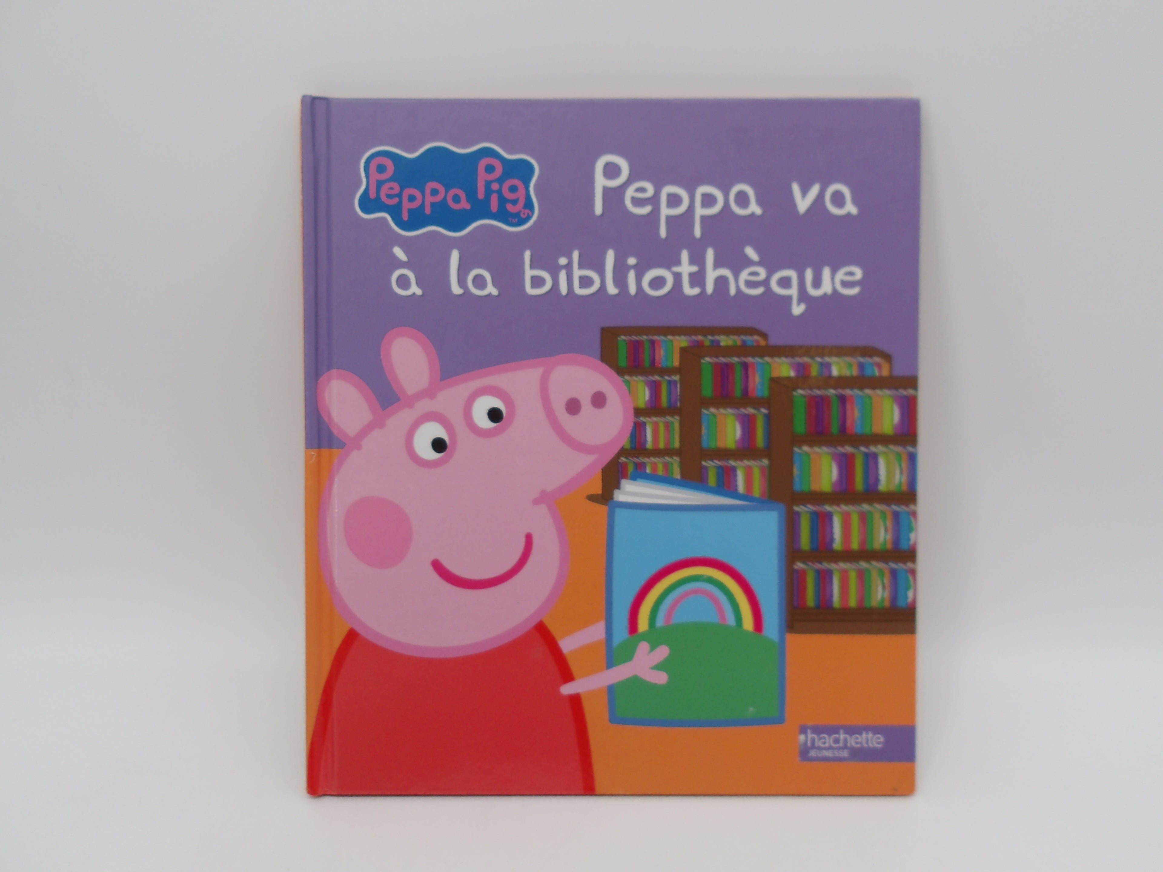 Peppa à la bibliothéque