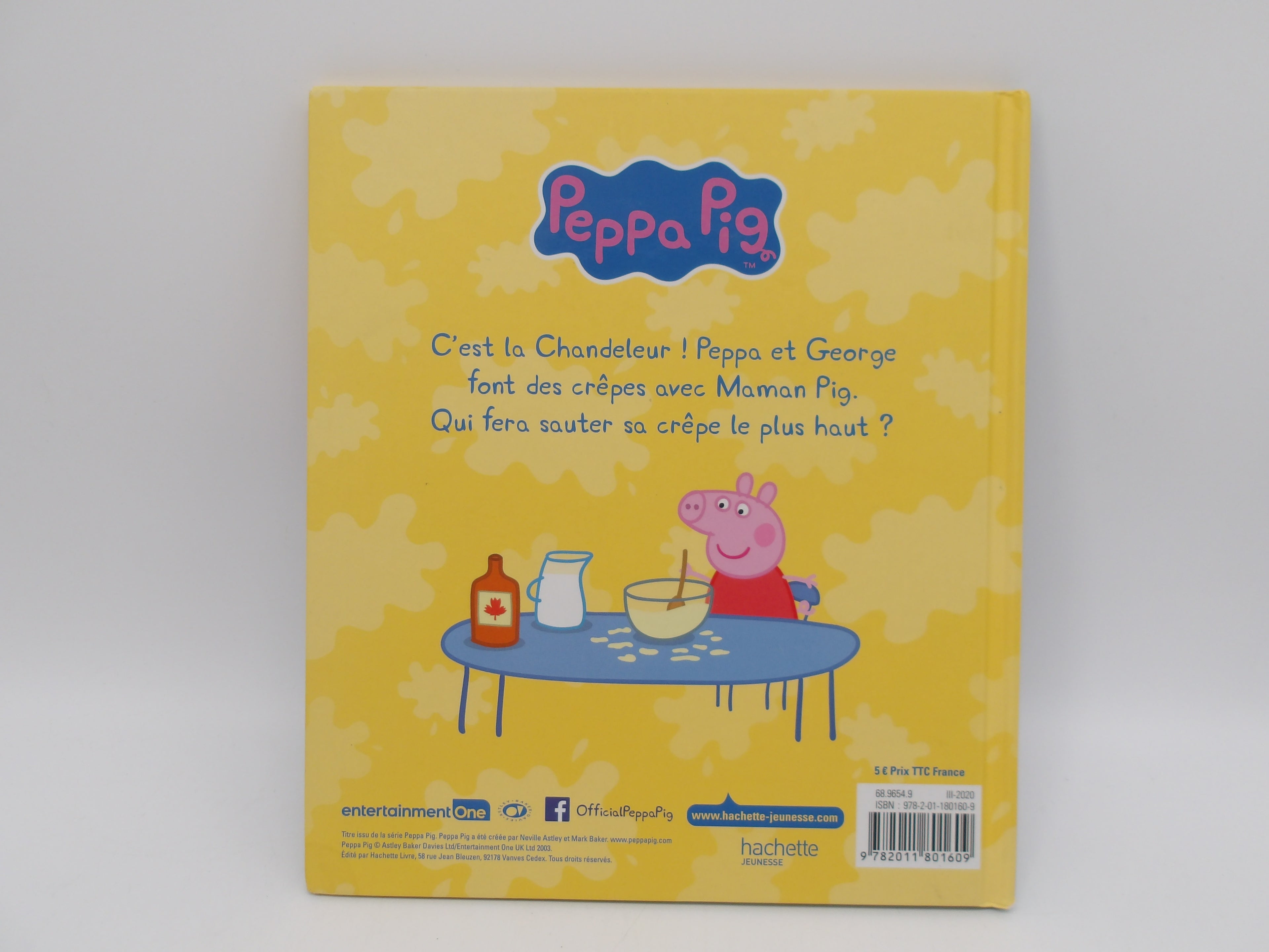 Peppa fait des crêpes