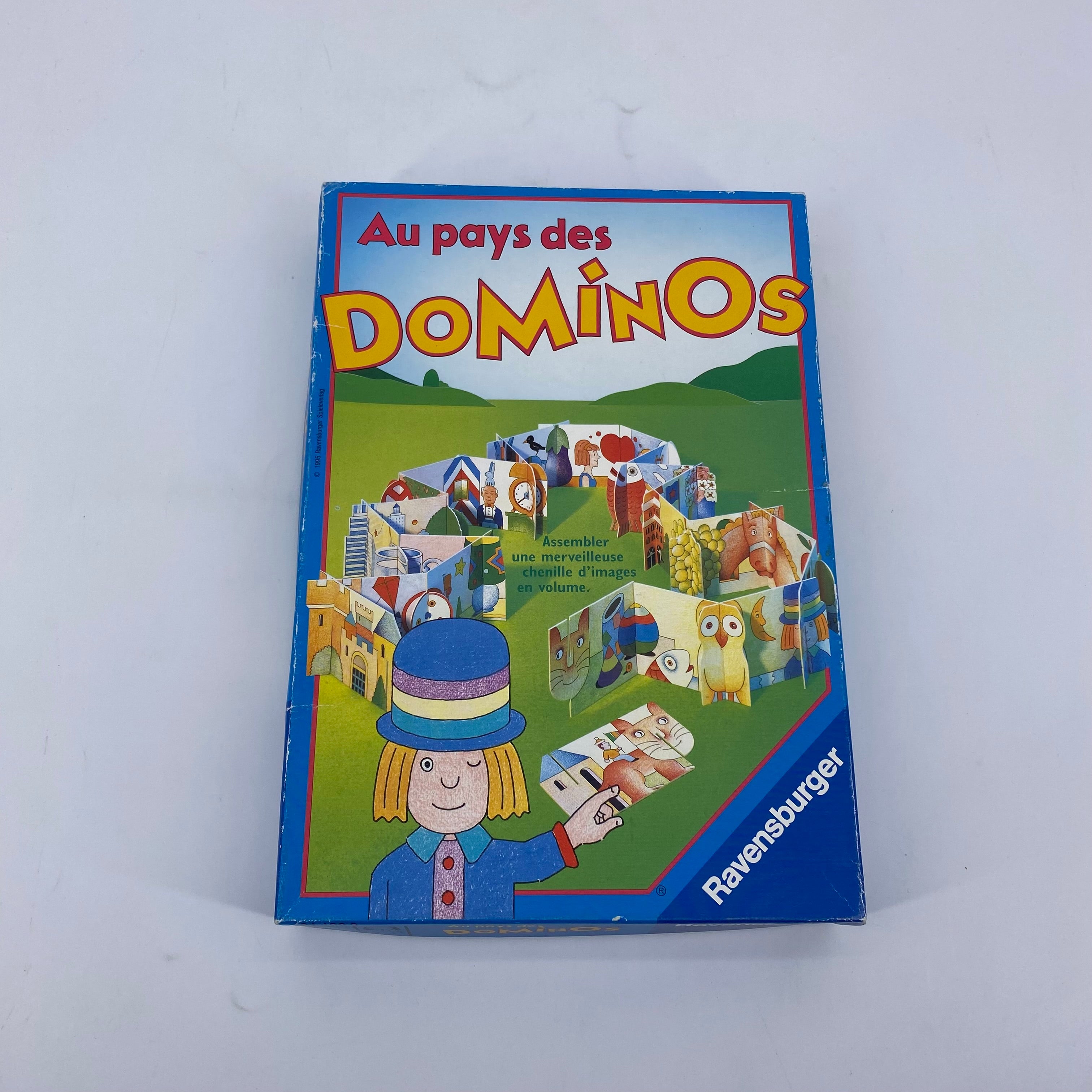 Au pays des dominos