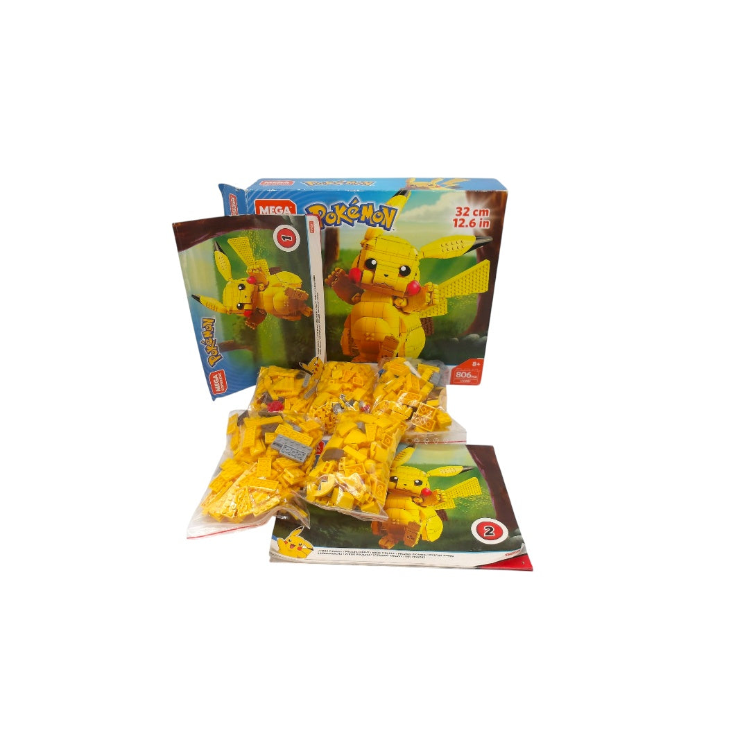 Pikachu géant 