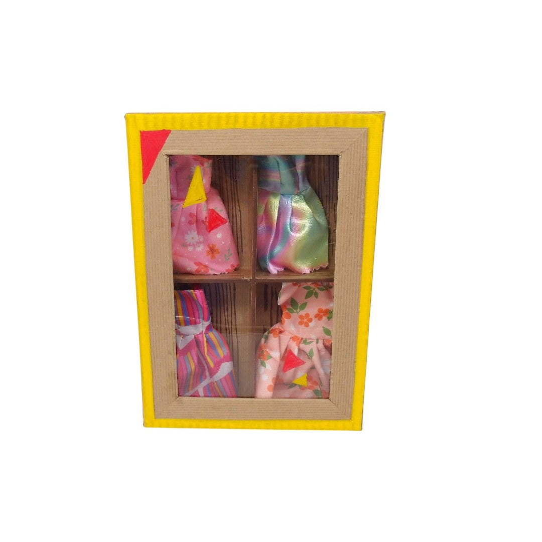 Coffret - Tenues poupées Barbie -x4