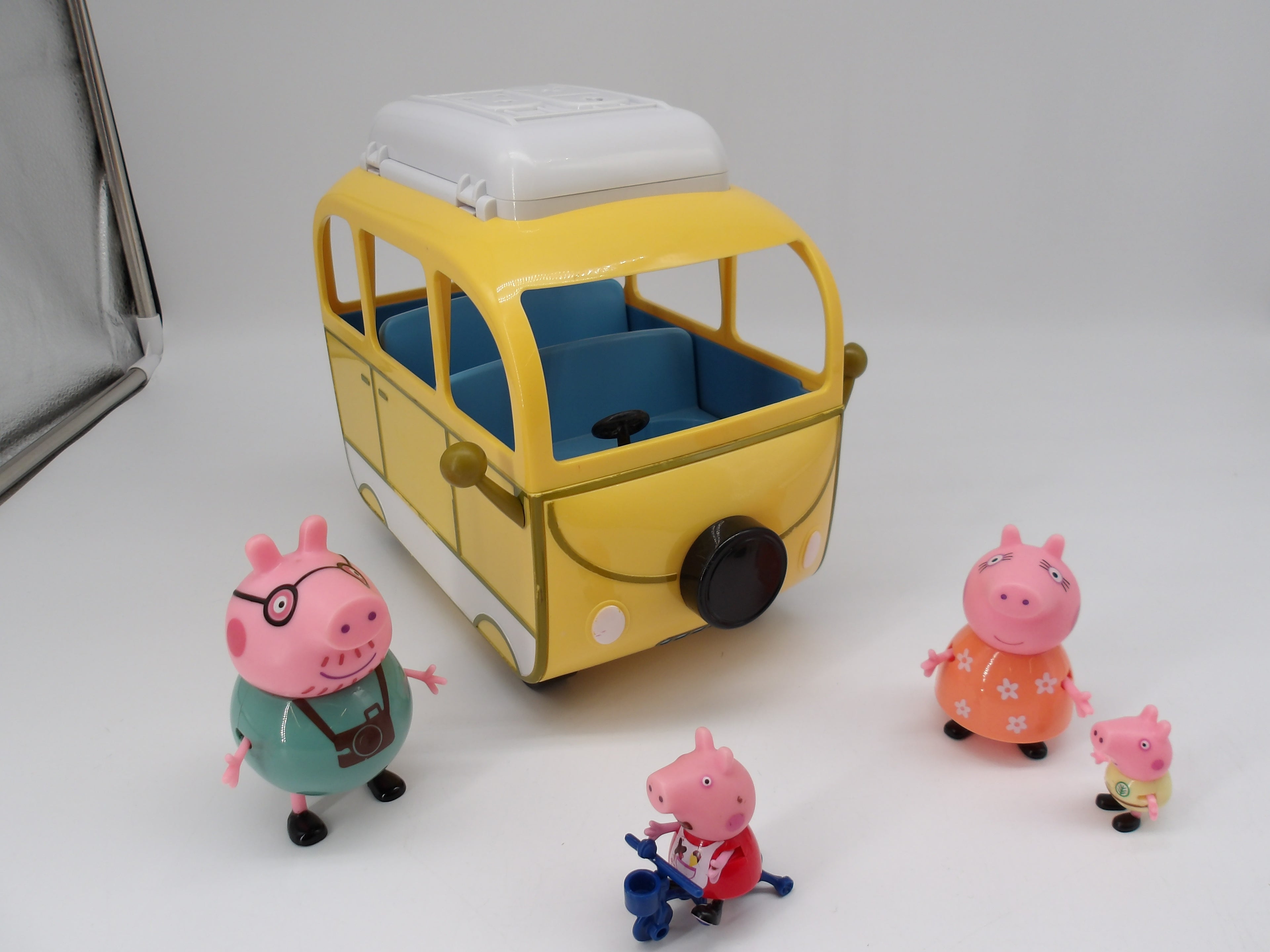 Camping-car Peppa Pig 