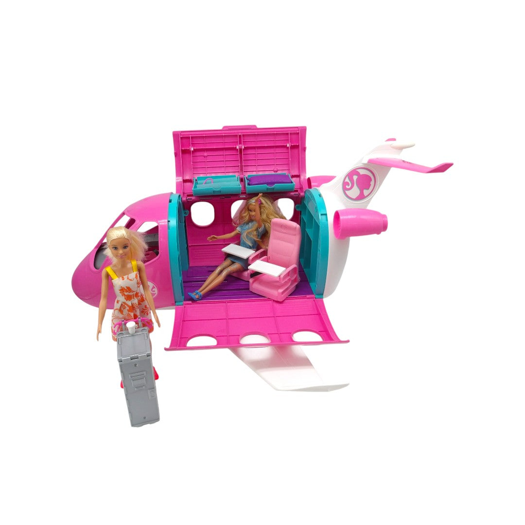 Mon avion de rêve et ses 2 Barbie