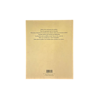 Une danseuse ne porte pas de lunettes