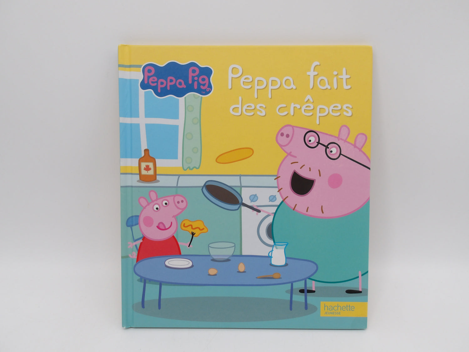 Peppa fait des crêpes