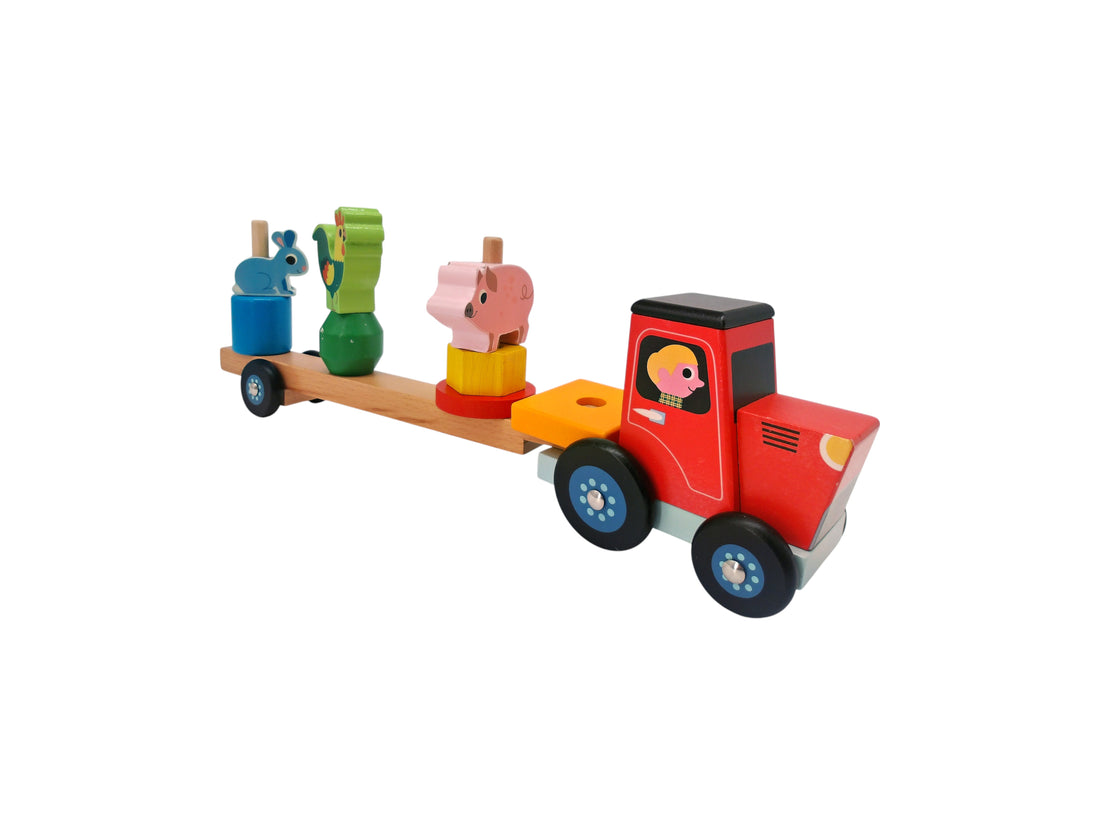 Train en bois et ses personnages