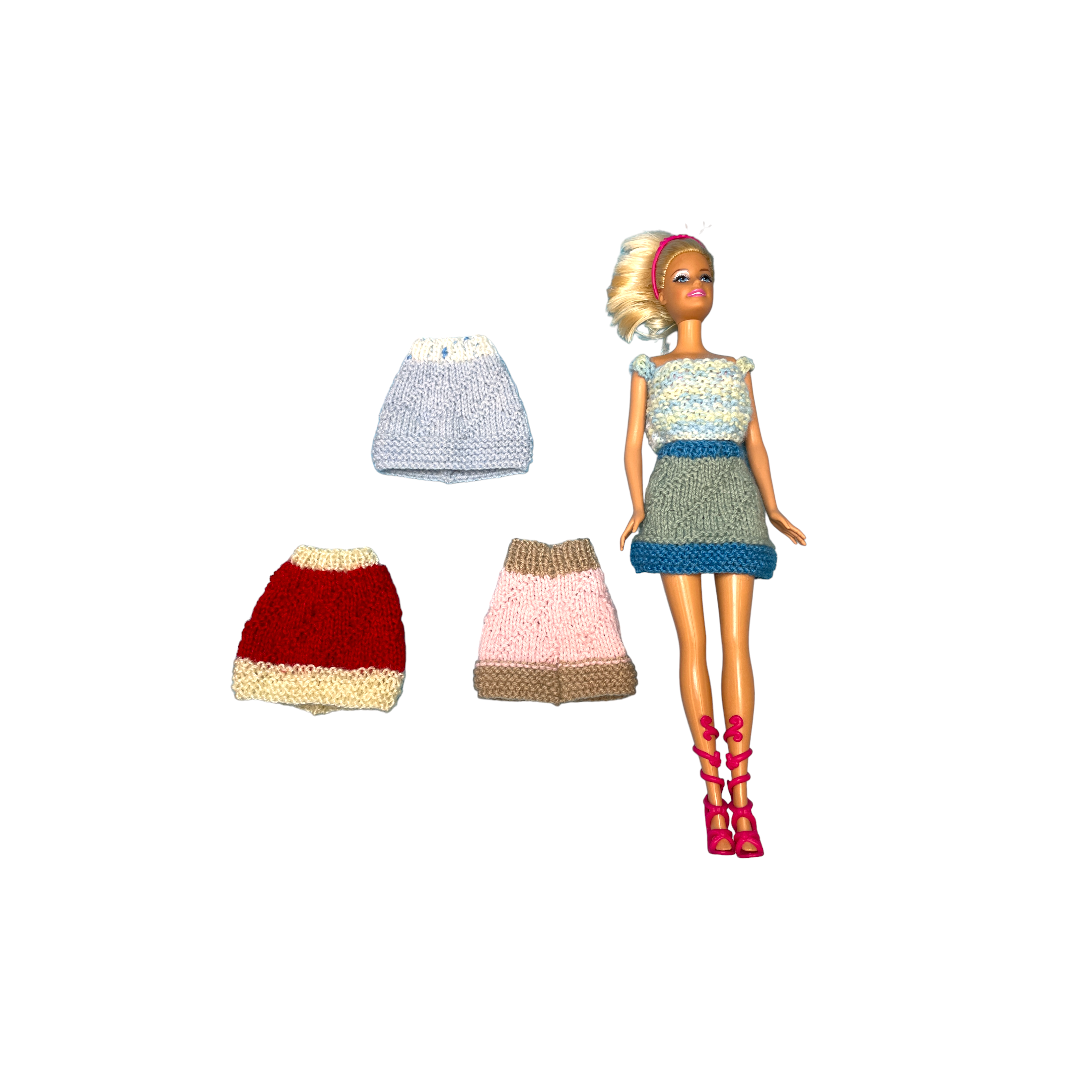 Barbie - Kit robe et 3 jupes