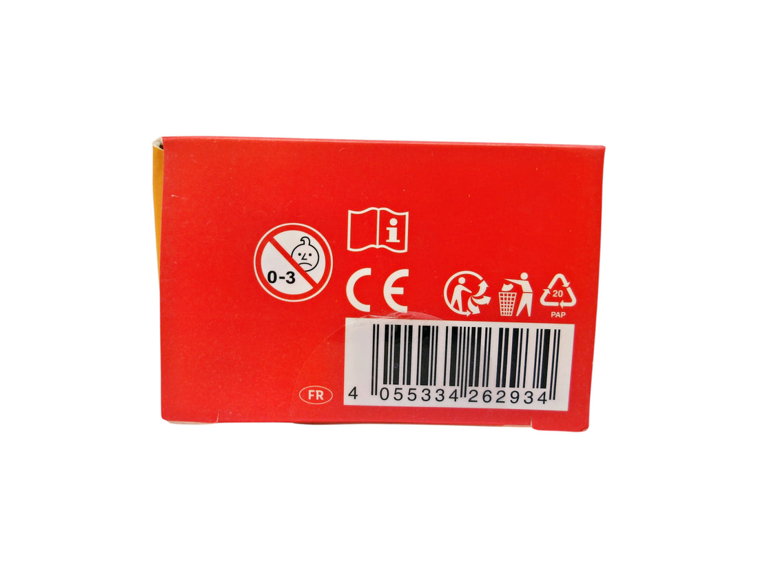 Pompier et son chariot extincteur