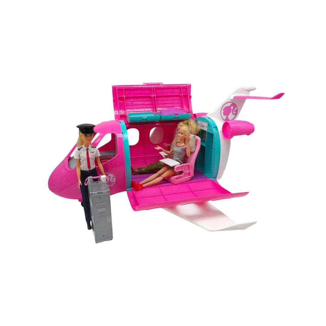 Mon avion de rêve et ses 3 Barbie