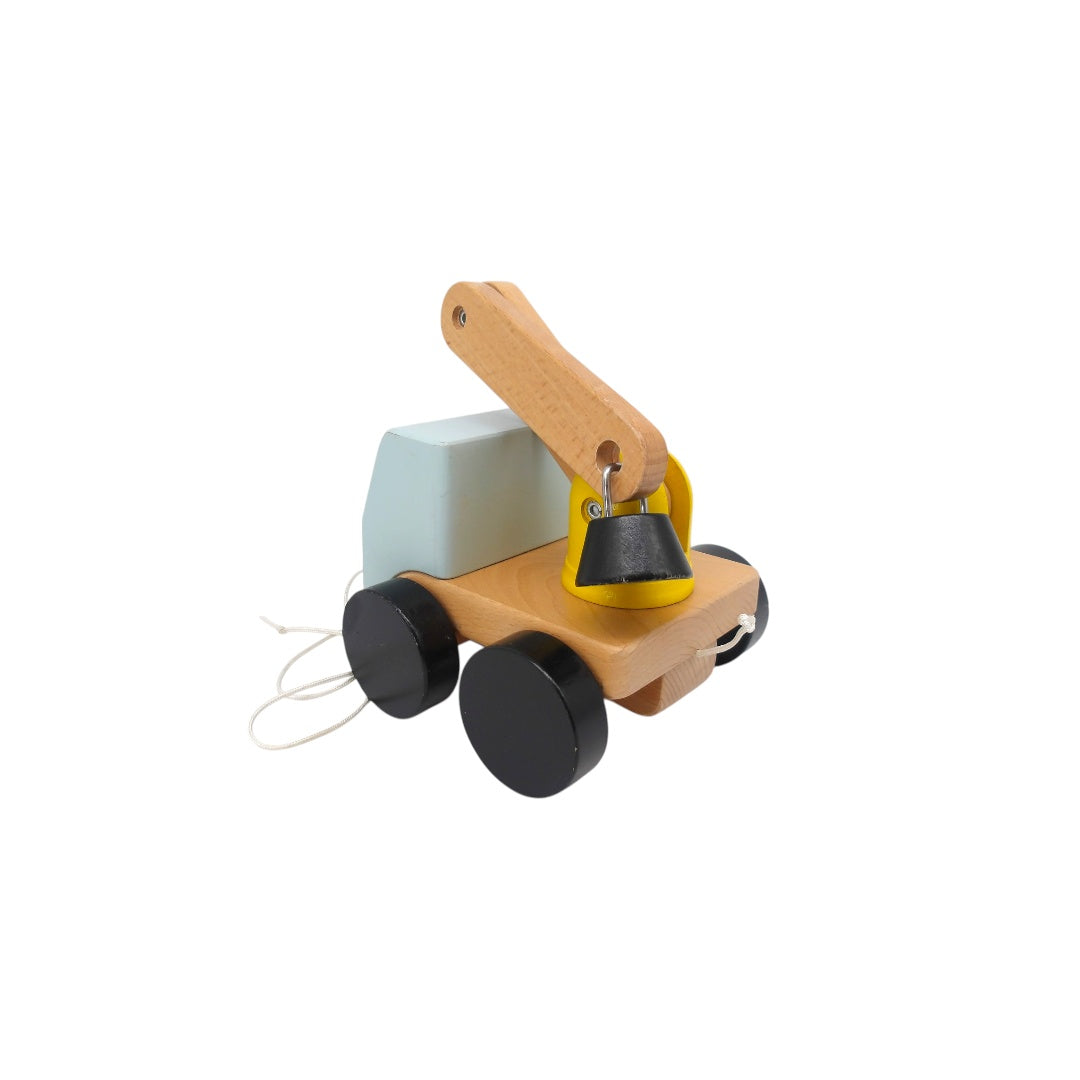 Camion à tirer en bois