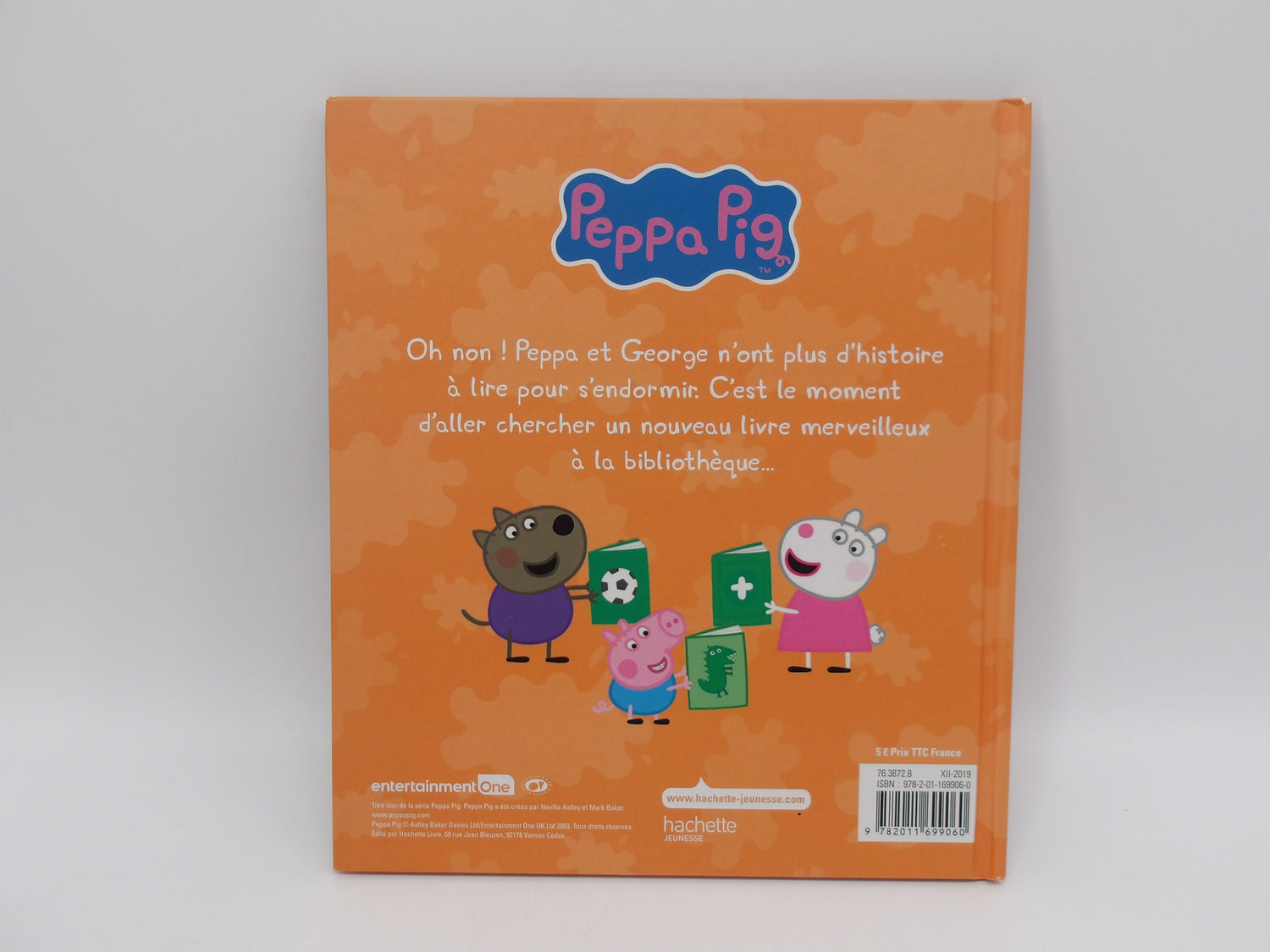 Peppa à la bibliothéque